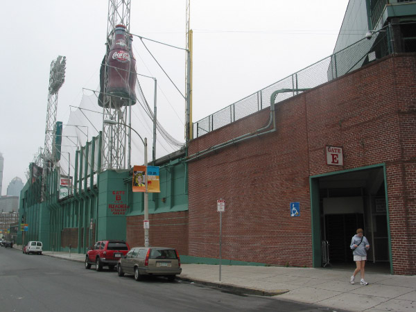 102-0252_IMG